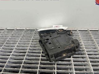 bontott AUDI A4 B8 Biztosítéktábla Motortér