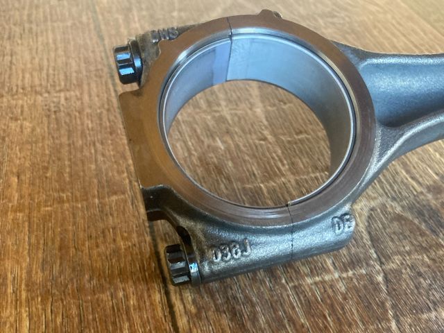 bontott AUDI A4 B8 Dugattyú és Hajtókar