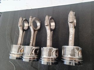 bontott AUDI A4 B8 Dugattyú