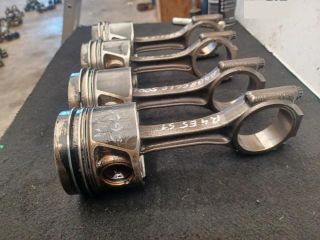 bontott AUDI A4 B8 Dugattyú