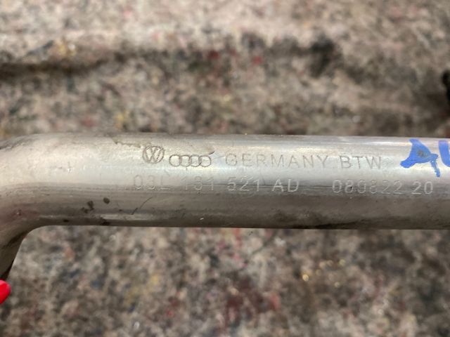 bontott AUDI A4 B8 EGR Hűtő Cső