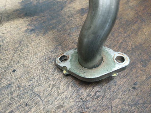 bontott AUDI A4 B8 EGR Hűtő Cső