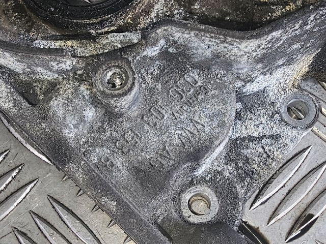 bontott AUDI A4 B8 Első Főtengely Szimmeringház