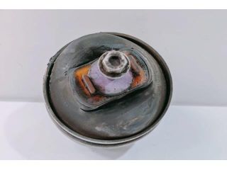 bontott AUDI A4 B8 Első Motorfelfüggesztés