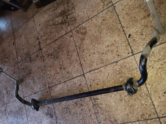 bontott AUDI A4 B8 Első Vízszintes Stabilizátor Rúd