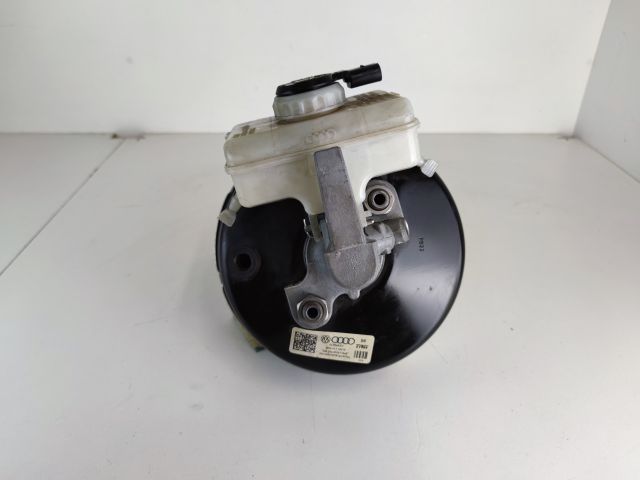 bontott AUDI A4 B8 Fékrásegítő