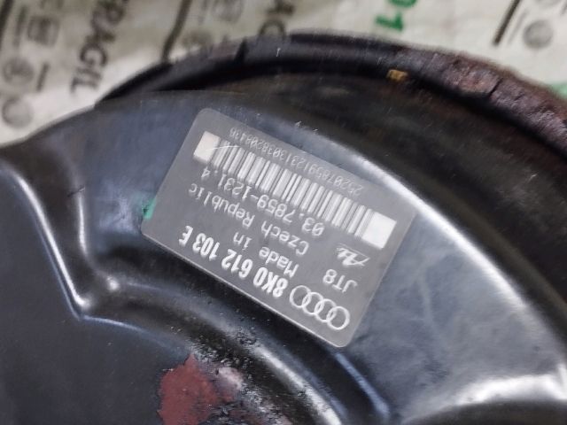 bontott AUDI A4 B8 Fékrásegítő