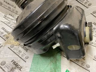 bontott AUDI A4 B8 Fékrásegítő