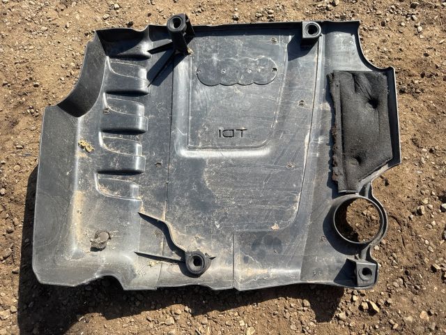 bontott AUDI A4 B8 Felső Motorburkolat