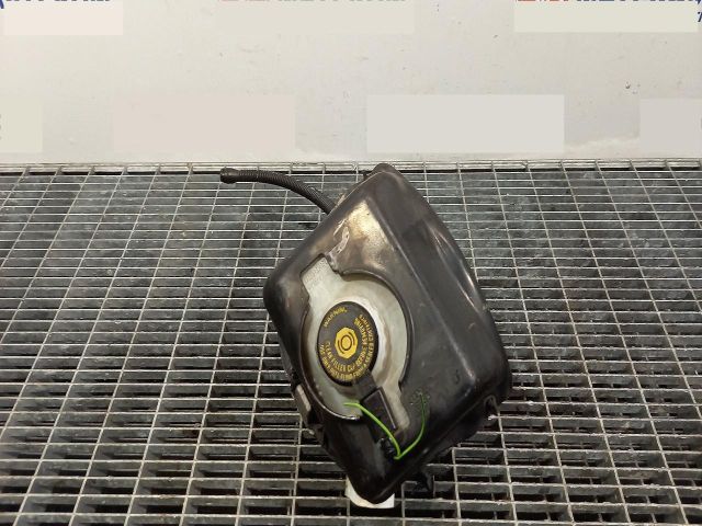 bontott AUDI A4 B8 Főfékhenger