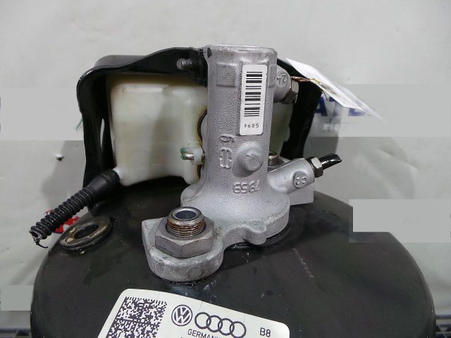 bontott AUDI A4 B8 Főfékhenger