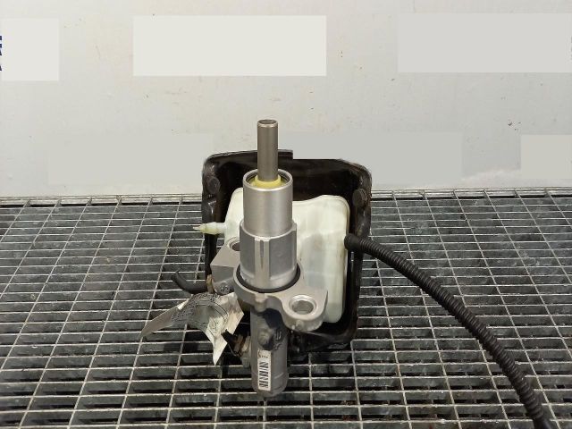 bontott AUDI A4 B8 Főfékhenger