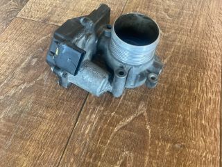 bontott AUDI A4 B8 Fojtószelep (Elektromos)