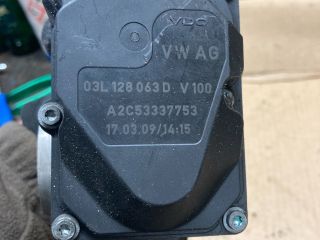 bontott AUDI A4 B8 Fojtószelep (Elektromos)