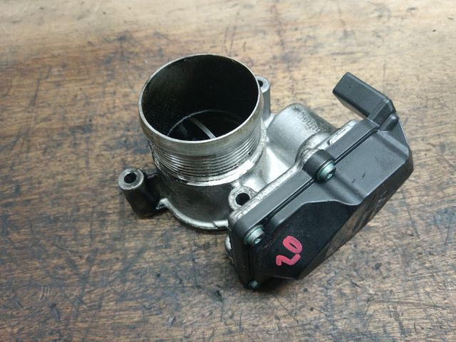 bontott AUDI A4 B8 Fojtószelep (Elektromos)