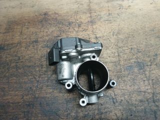 bontott AUDI A4 B8 Fojtószelep (Elektromos)