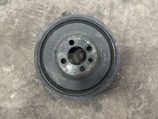 bontott AUDI A4 B8 Főtengely Szíjtárcsa