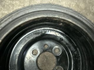 bontott AUDI A4 B8 Főtengely Szíjtárcsa