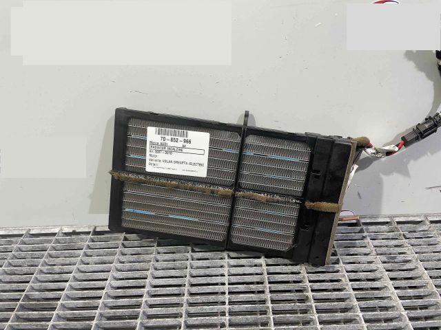 bontott AUDI A4 B8 Fűtőradiátor