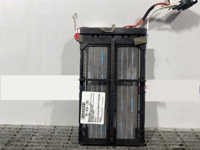 bontott AUDI A4 B8 Fűtőradiátor