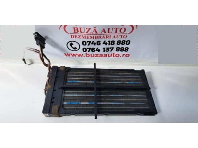 bontott AUDI A4 B8 Fűtőradiátor