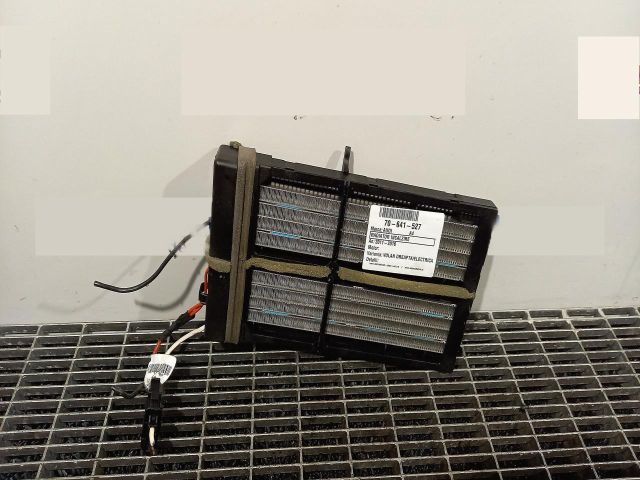 bontott AUDI A4 B8 Fűtőradiátor