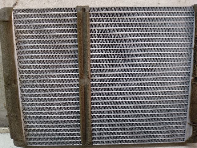 bontott AUDI A4 B8 Fűtőradiátor