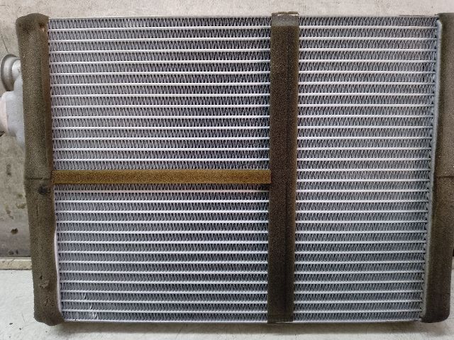 bontott AUDI A4 B8 Fűtőradiátor