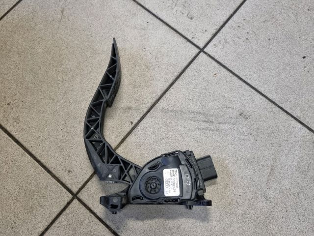 bontott AUDI A4 B8 Gázpedál (Elektromos)