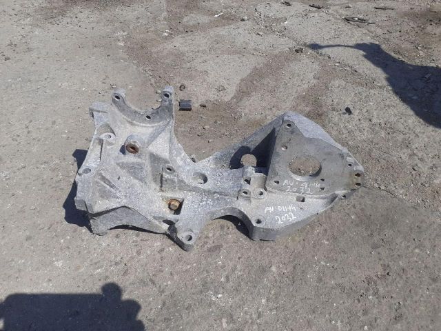 bontott AUDI A4 B8 Generátor Tartó Bak