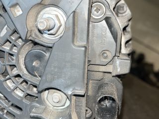 bontott AUDI A4 B8 Generátor