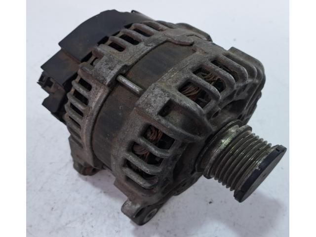 bontott AUDI A4 B8 Generátor