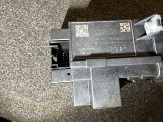 bontott AUDI A4 B8 Gyújtáskapcsoló