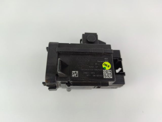 bontott AUDI A4 B8 Gyújtáskapcsoló