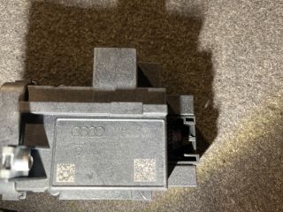 bontott AUDI A4 B8 Gyújtáskapcsoló