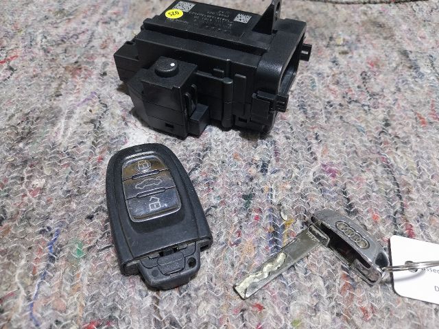 bontott AUDI A4 B8 Gyújtáskapcsoló