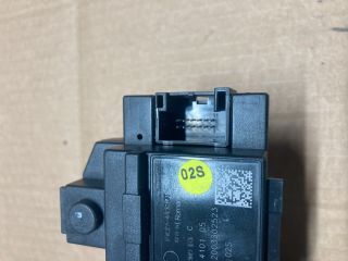 bontott AUDI A4 B8 Gyújtáskapcsoló