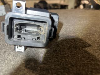 bontott AUDI A4 B8 Gyújtáskapcsoló