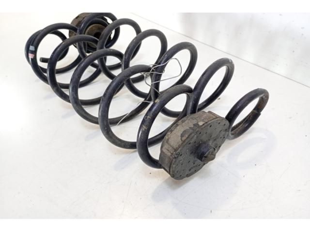 bontott AUDI A4 B8 Hátsó Rugó