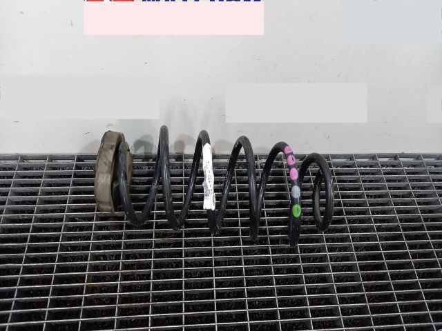 bontott AUDI A4 B8 Hátsó Rugó