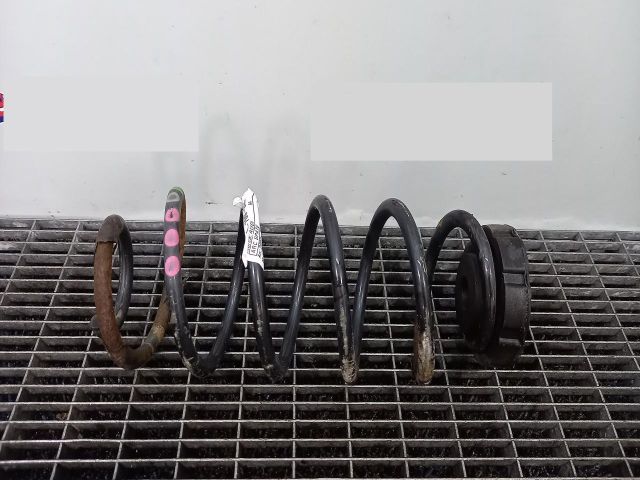 bontott AUDI A4 B8 Hátsó Rugó