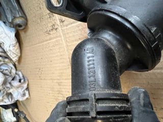 bontott AUDI A4 B8 Hengerfej Vízkivezető