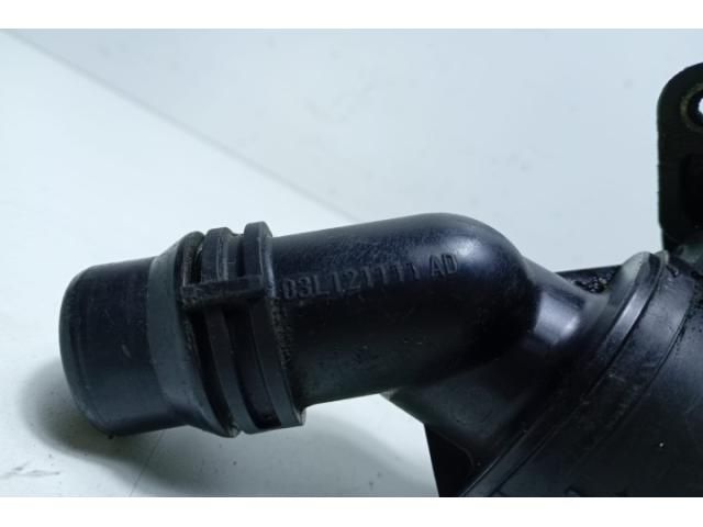 bontott AUDI A4 B8 Hengerfej Vízkivezető