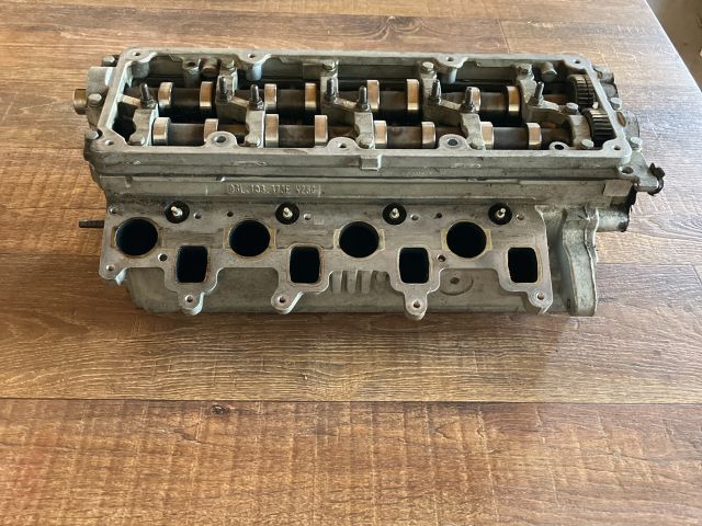 bontott AUDI A4 B8 Hengerfej