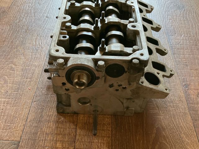 bontott AUDI A4 B8 Hengerfej