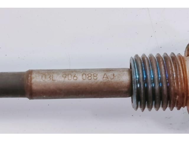 bontott AUDI A4 B8 Jeladó (Magában)