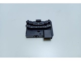 bontott AUDI A4 B8 Jeladó (Magában)