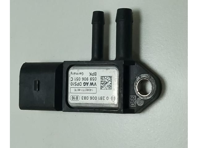 bontott AUDI A4 B8 Jeladó (Magában)