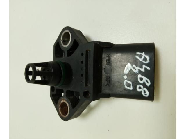 bontott AUDI A4 B8 Jeladó (Magában)