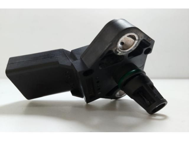 bontott AUDI A4 B8 Jeladó (Magában)